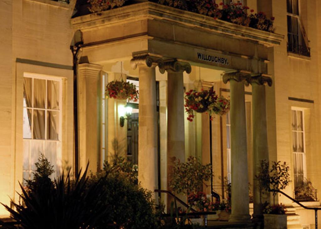 Willoughby House Hotel & Apartments Τσέλτενχαμ Εξωτερικό φωτογραφία