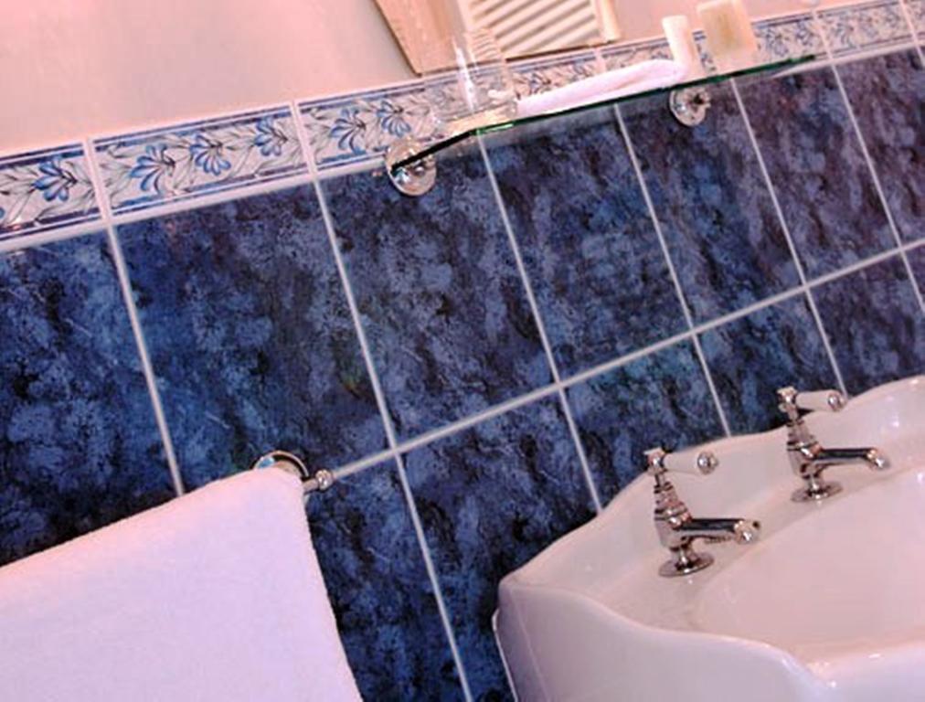 Willoughby House Hotel & Apartments Τσέλτενχαμ Εξωτερικό φωτογραφία